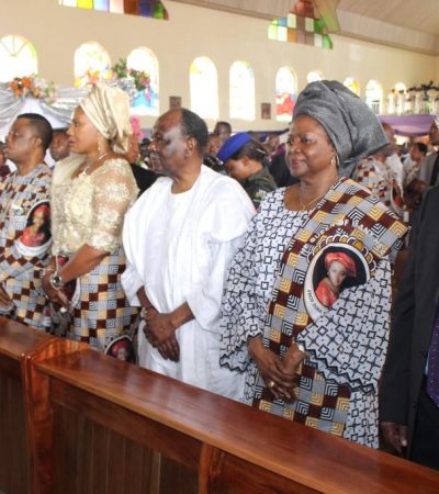 PhotoNews: The Requiem Mass For Dora