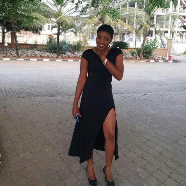 miss-susan-azu-in-a-post-in-one-of-the-hotels-in-asaba