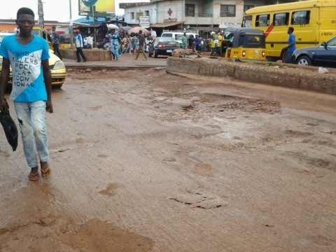 Embarassing ditch at the every buszy Holy Ghost area in heart of Enugu metropolis