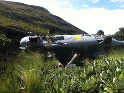 wreckage-of-a-ugandan-military-helicopter (1)