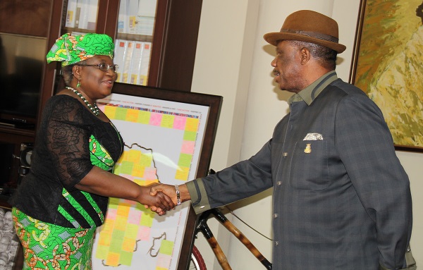 Dr. Mrs Ngozi Okonjo Iweala, Minister of Finance and Co-coordinating Minister of the Economy welcoming Chief Willie Obiano, Governor of Anambra State during a courtesy visit to the Ministry in Abuja...Thursday