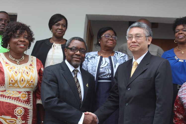 (L-R): Hon Commissioner for Education Prof Kate Omenugha, Chief of Staff to the Governor, Prof Joe Asike and Ambassador Kingdom of Thailand, His Excellency Mr Chailert Limsomboon during visit to Government House Awka today