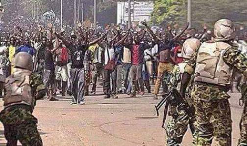 Pro Biafra protesters daring soldiers in Aba