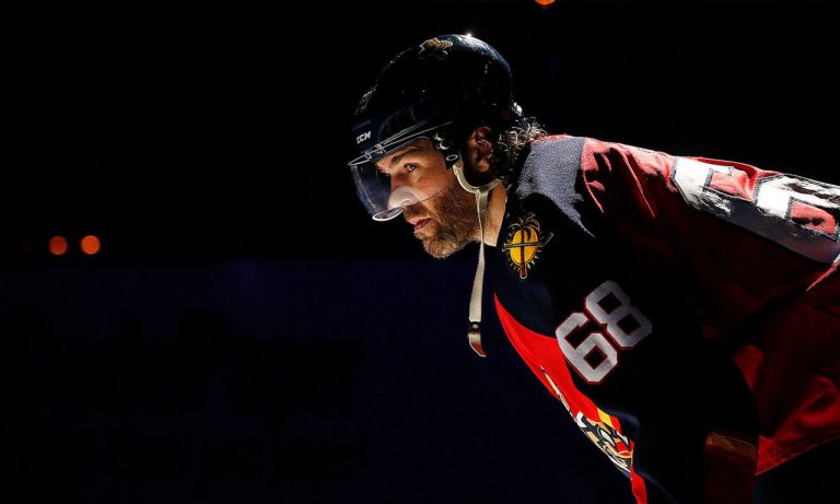 Hossa won’t change style of play despite injury