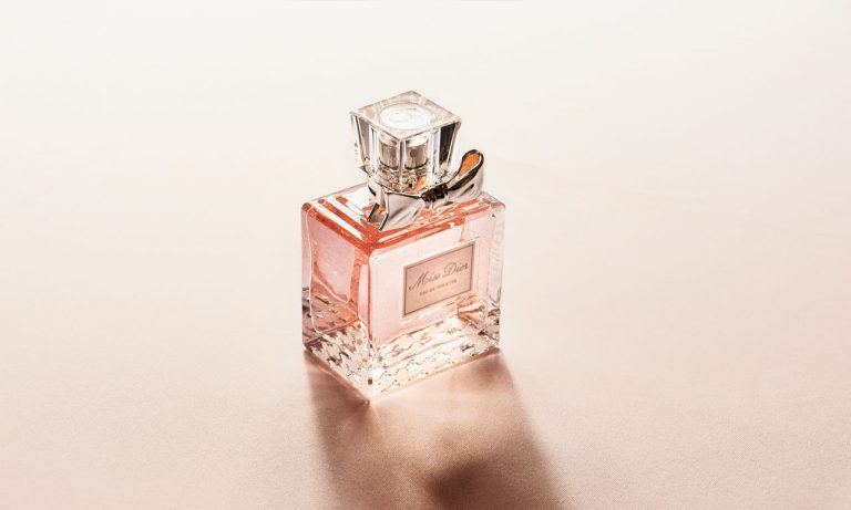 That Perfume You Smell Everywhere Is Santal 33
