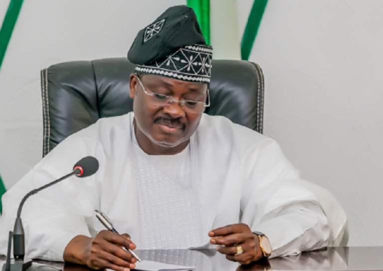 I am ready for probe–Ajimobi