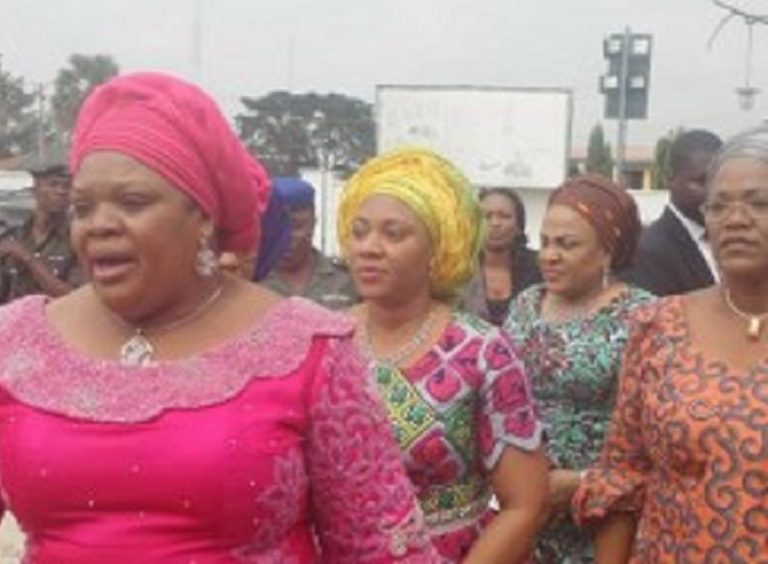 Angry Youths Attack Imo First Lady’s Convoy