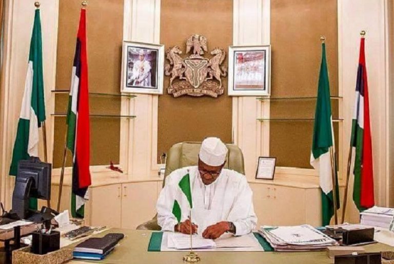 Buhari, Osinbajo, Security Chiefs Meet In Aso Rock