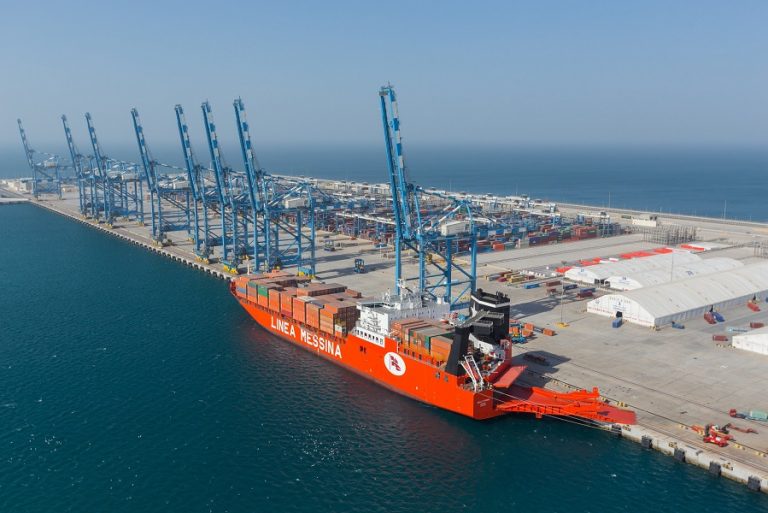 Dubai and Gwadar; The Silent Economic War in the Gulf of Oman