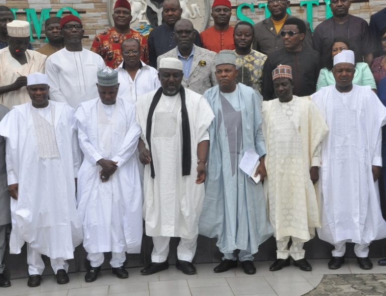 Governors Okorocha, Tambuwal, Masari, Shettima, Lalong & Bagudu Meet In Owerri