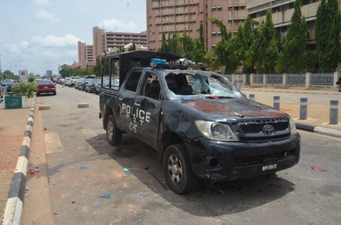 How Gunmen Stormed Imo, Kill Security Man, Injure Others, Snatch Vehicle In Owerri