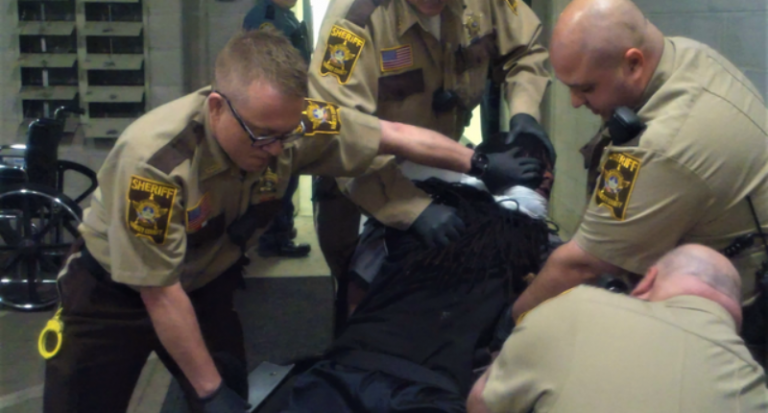 ‘Please don’t kill me’: Extremely disturbing video shows officer brutalizing a restrained black man
