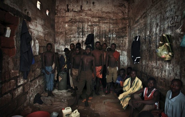 1,389 inmates awaiting trial in Abia, says Prison Controller