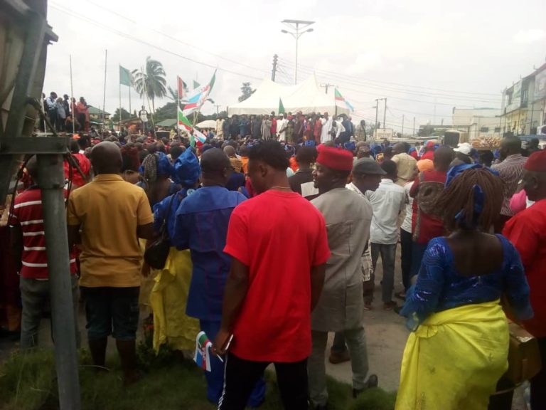 Okorocha Returns, Received By A Mammoth Crowd Of Excited Imo Citizens