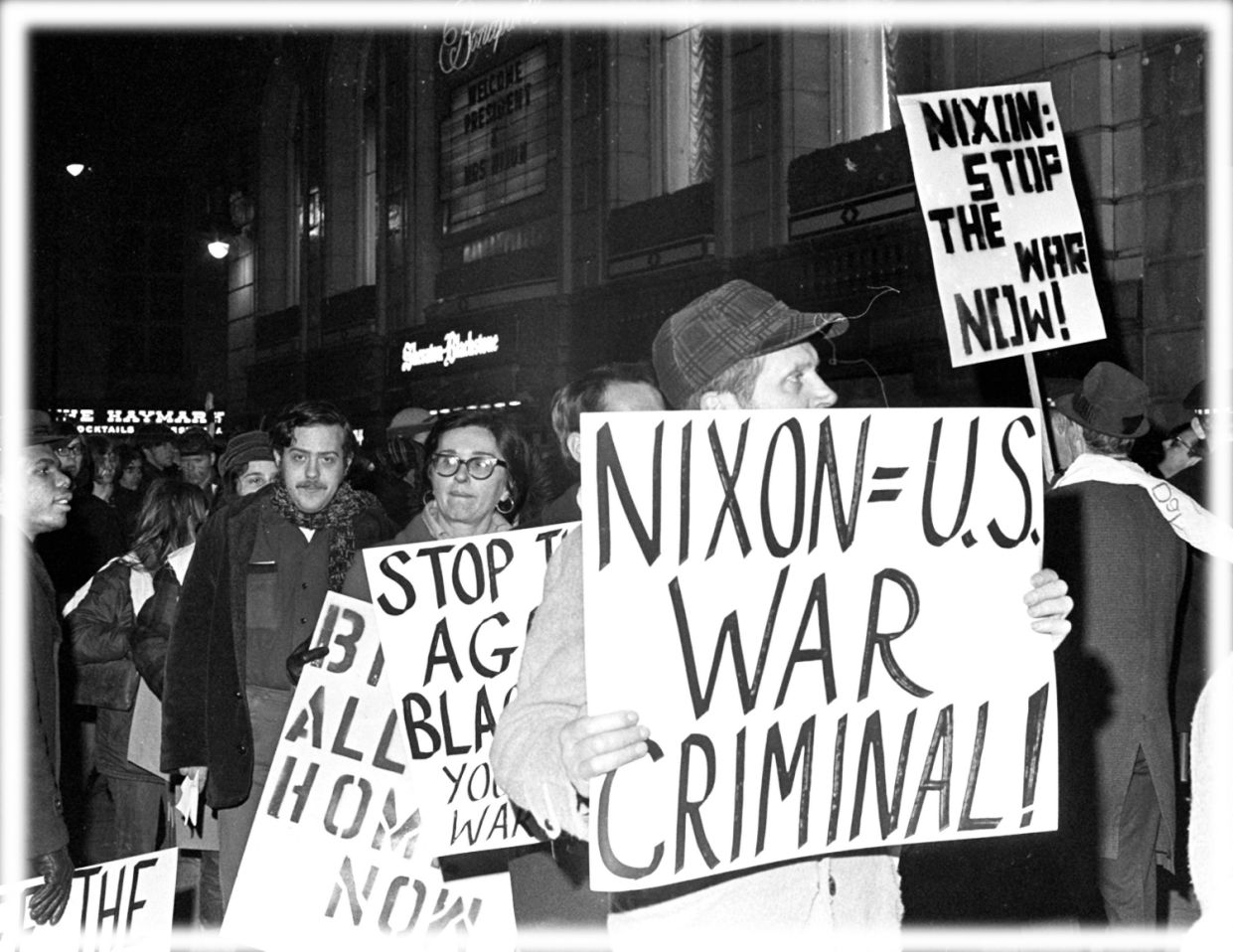 Nixon protesters gather outside Chicago's Blackstone Hotel, Feb. 5, 1970. (Photo: AP; digitally enhanced by Yahoo News)