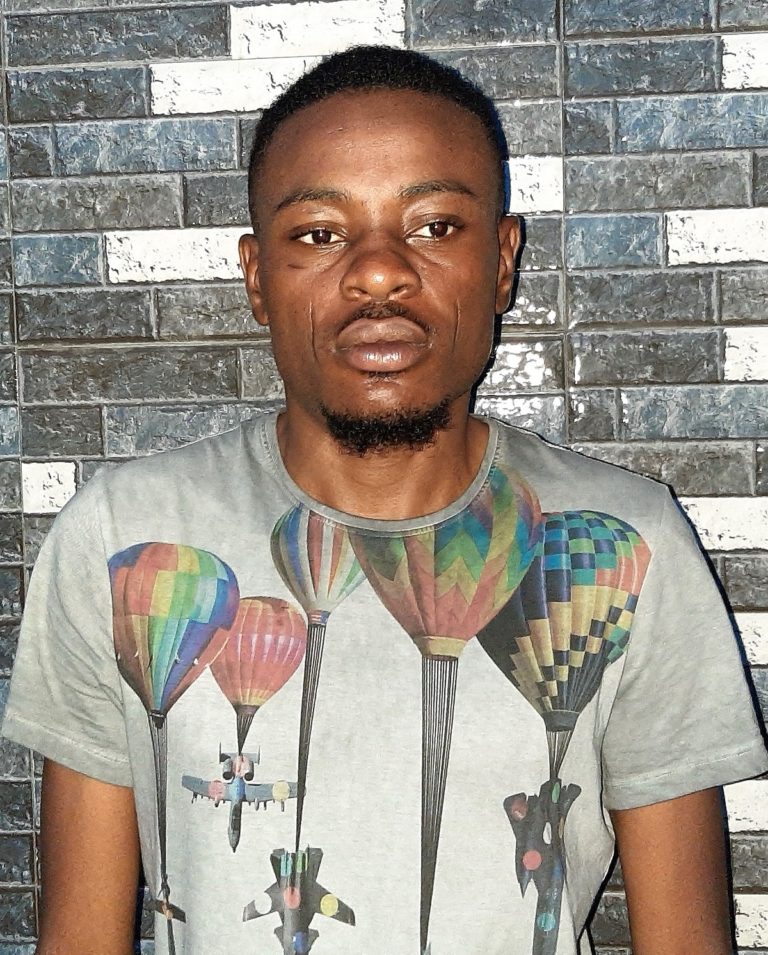 Court Jails 16 Internet Fraudsters