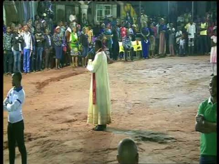 Protests: Catholic priest mobilises youths to clean-up Onitsha; calls for calm