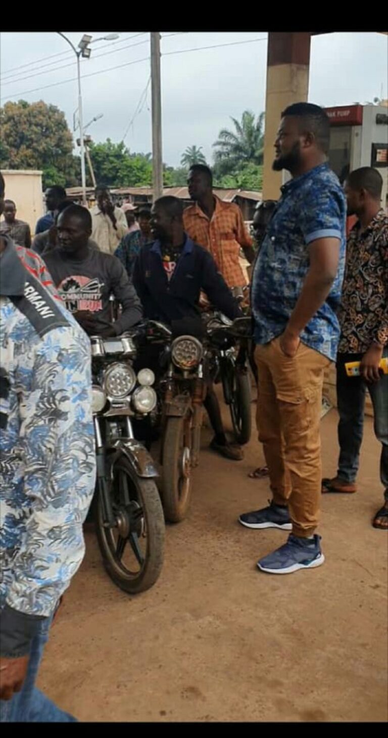 Fuel Hike: Enugu Lawmaker, Obieze, Fills up the Fuel Tank of “Okada Riders” in his Constituency