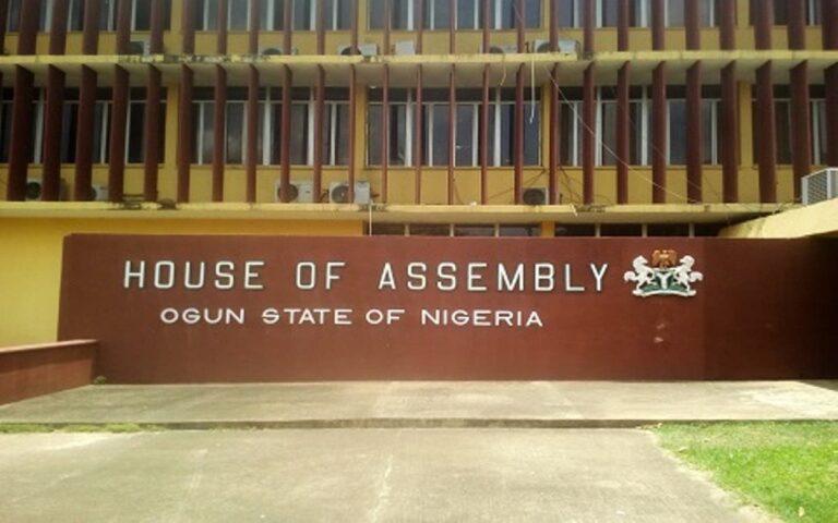 Hoodlums burgle Ogun Assembly, steal mace