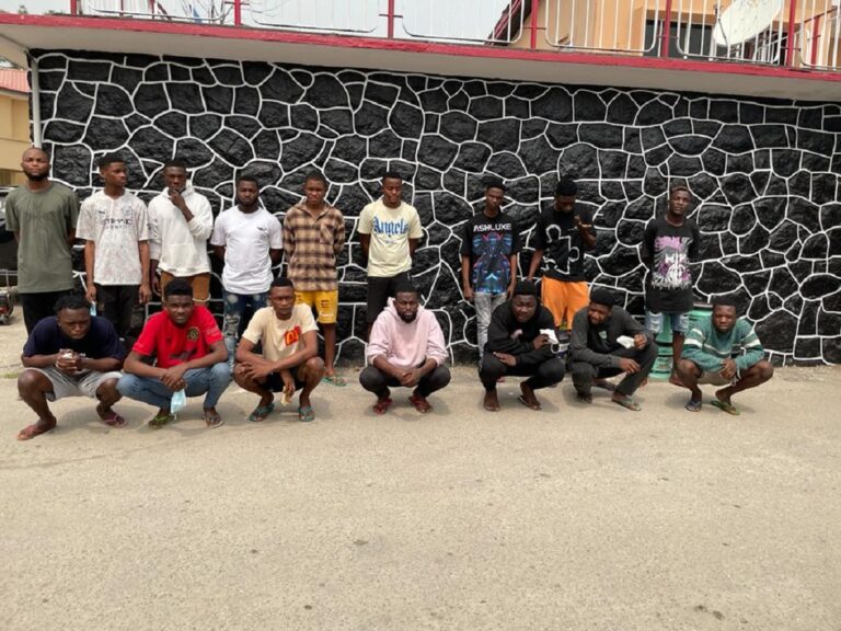 EFCC Nabs 16 Alleged Internet Fraudsters in Lagos