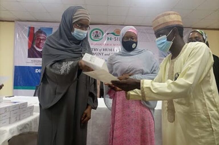 Federal Govt distributes Tablets, engagement letters to 300 NSIP Independent monitors in Bauchi
