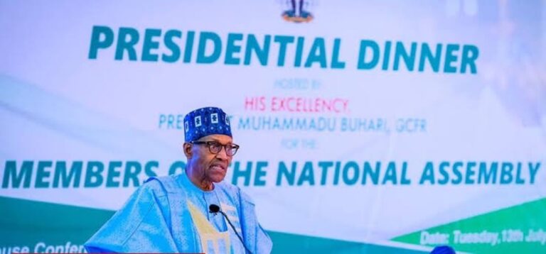 Delta variant: Buhari removes mask in public, flouts COVID-19 regulations