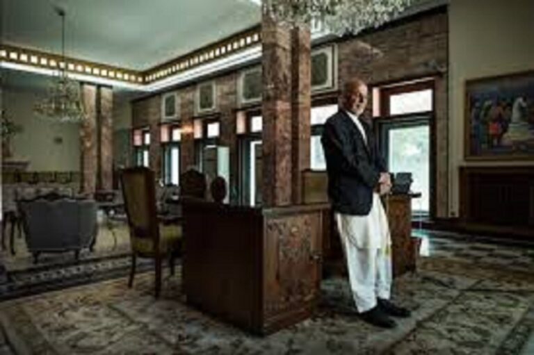 “I owe the Afghan people an explanation”: Ashraf Ghani apologizes for fleeing Kabul