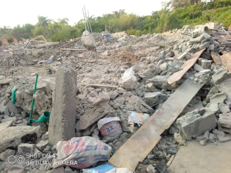 Workers Trapped As Another Building Collapses In Lagos