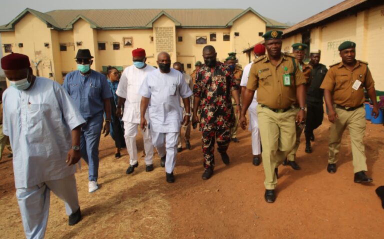 Ekweremadu visits Enugu correctional centre, harps on decongestion of facilities