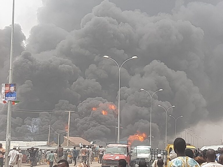 16 shops burnt in Bauchi market Fire inferno
