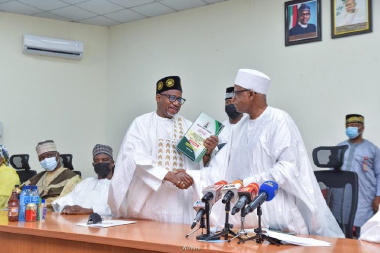 Gov Bala Mohammed Receives Committee On Sayawa Chiefdom