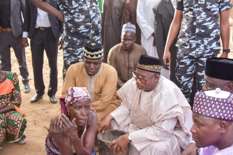 Warji Crisis: Gov Mohammed visit scene, pledged to deal with culprits decisively