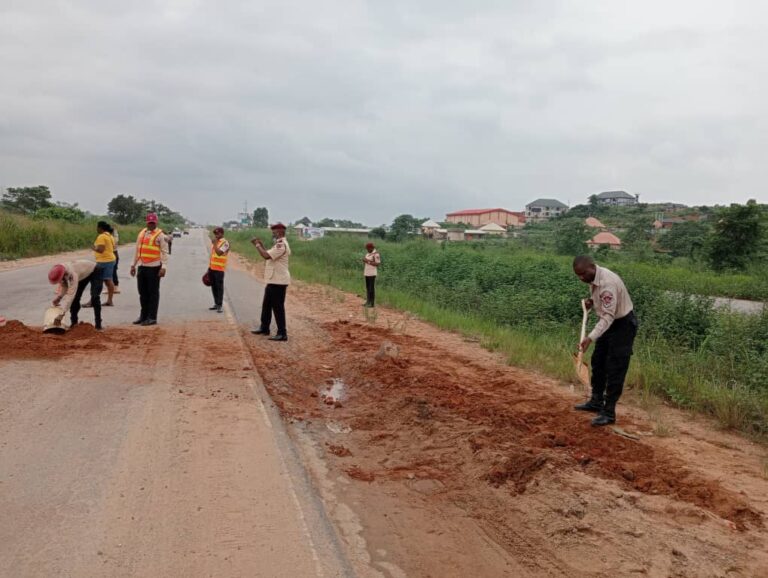 FRSC Begins Palliative Work on Failed Road in Anambra (photos)