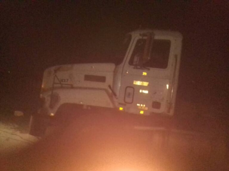 Driver, Conductor Unseen As Fuel Tanker Rolls Backward, Crashes in Anambra