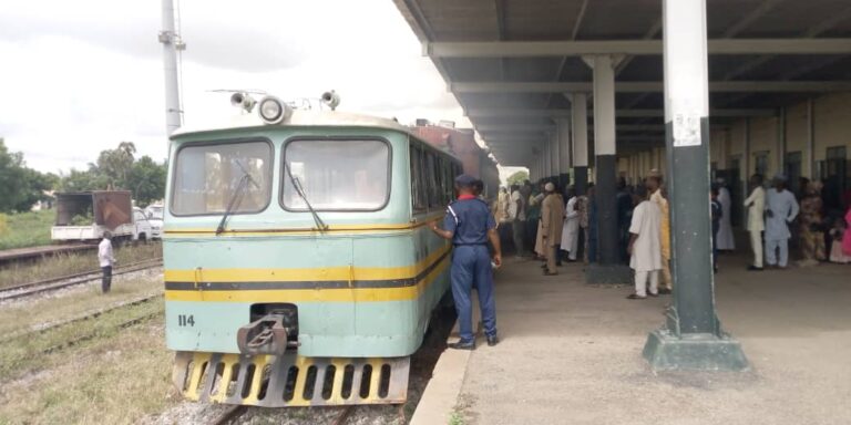 NRC unveils 5km passengers, students rail in Bauchi 