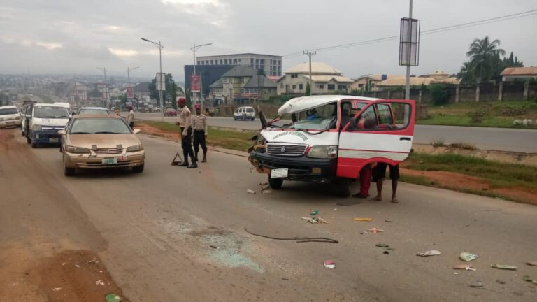 Reversing Truck Kills Passenger in Anambra