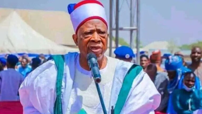 N3bn APC Secret Withdrawal:  Workers Protest Unpaid Salaries, Want Adamu Probed