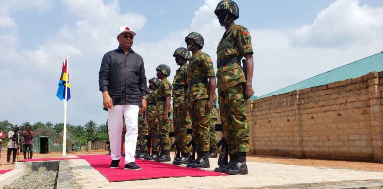 Yuletide: Cooperate with security agencies, Uzodimma tells Imo indigenes