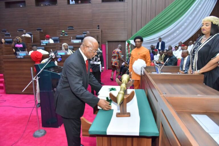 Uzodimma presents N475b budget of ‘wealth expansion’ for 2023