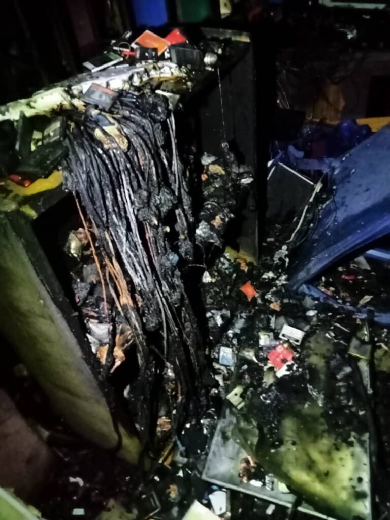 Breaking! Fire Guts Popular Plaza in Eke Awka Market