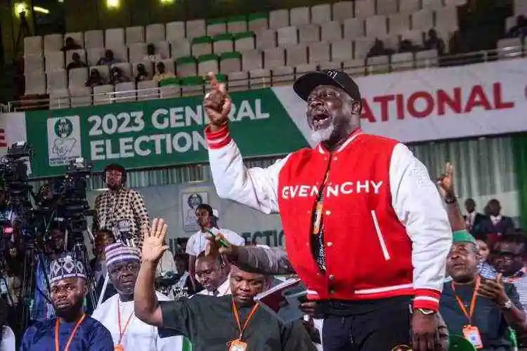 Angry Dino Melaye Threatens To “Violently” Stop Vote Collation In Abuja