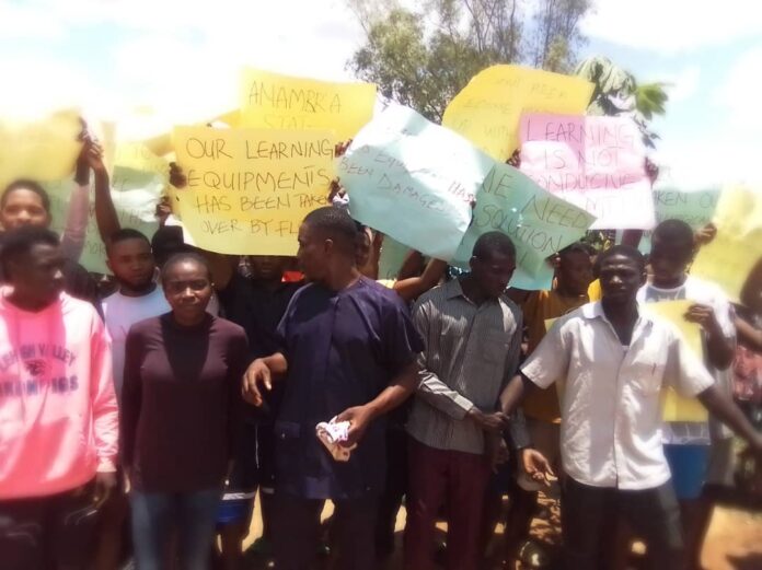 Protests rock Onitsha Metallurgical Training Institute as flood sacks students from hostels, damages their properties