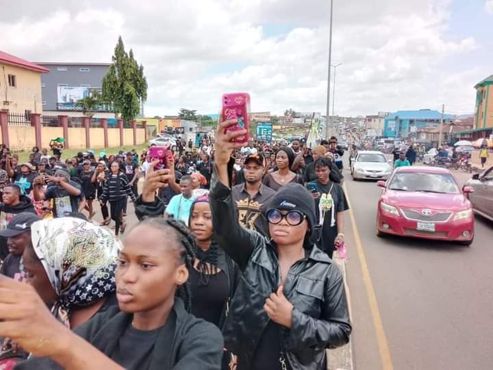 Heavy Protest In Ondo State Over Death Of Mohbad(Photos)
