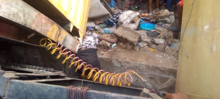 Moving Truck without Driver Kills Woman in Anambra