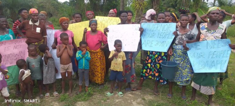Factional women group protest killing of 5 youths, declares 4 kidnapped, 20 others missingi in Anambra Igweship  intra-communal strife