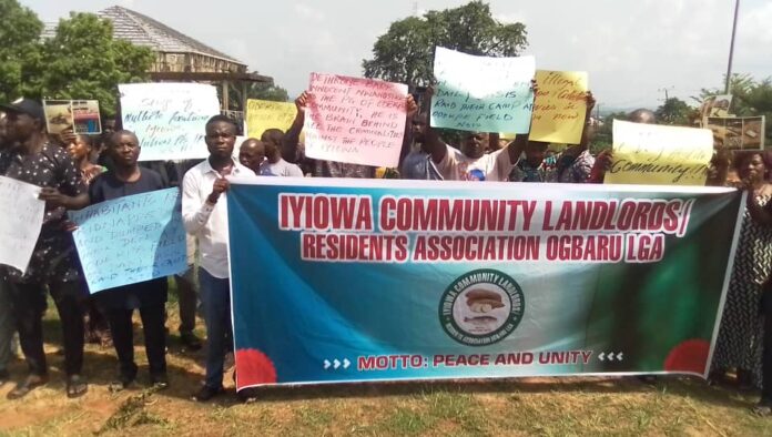 Anambra: 1,000 landlords, residents protest destruction, multiple levies in Odekpe community