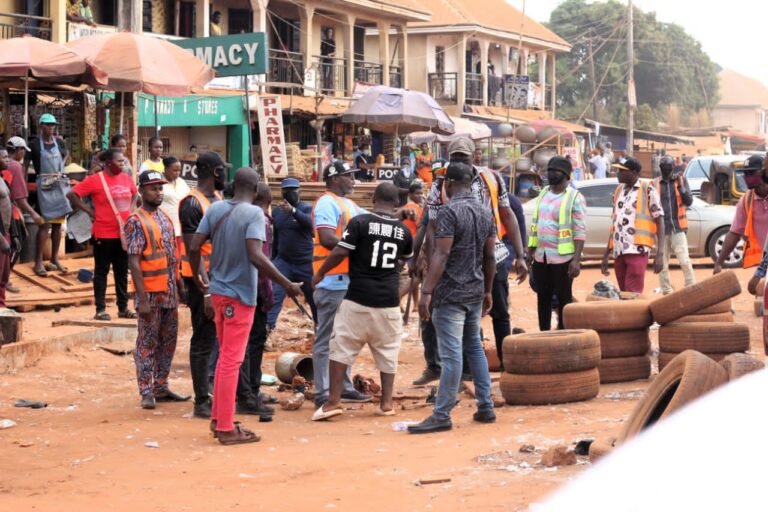 Awka Street Traders Count Losses As ACTDA Storms the Street on Clearance Mission