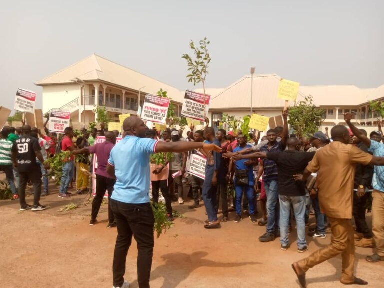 Youths protest alleged nepotism at FUHSO in Benue