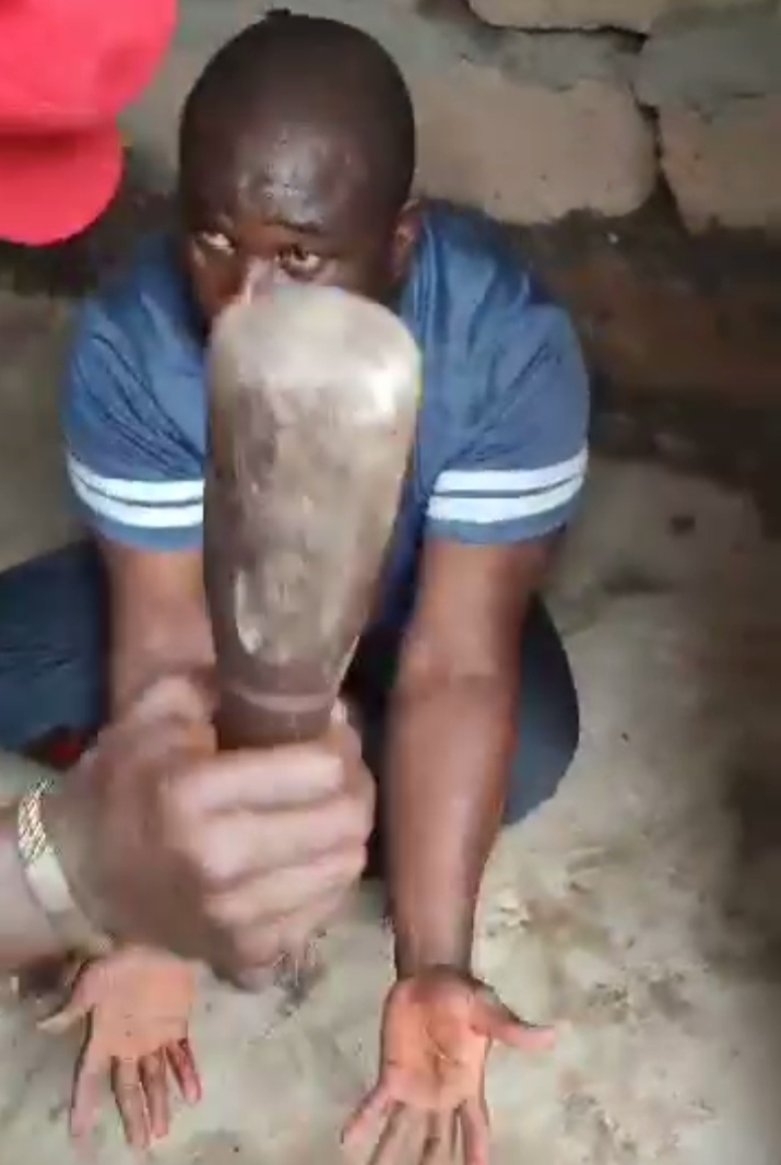 We Even Want You Dead — Anti-Tout Officials Tell Man with Pregnant Wife As They Brutalize Him in Anambra (Horrible Video)