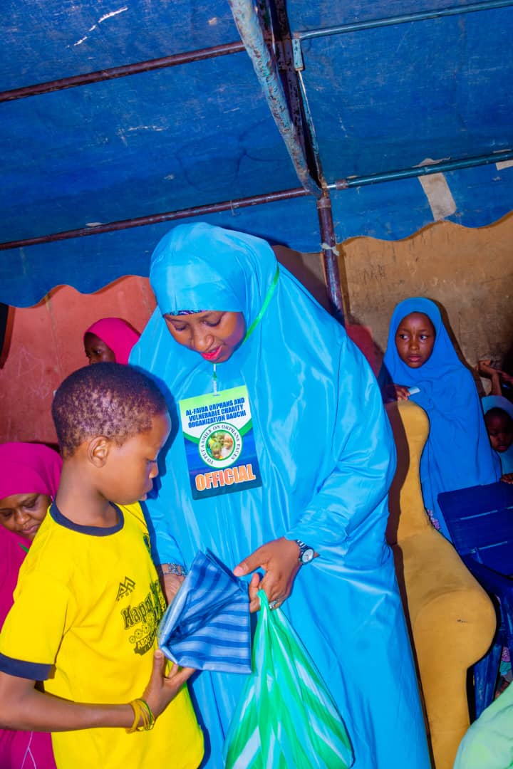 Sallah : Group Donates, Food, Clothes To Orphans